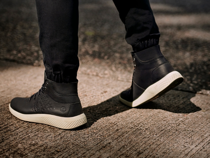 flyroam chukka timberland