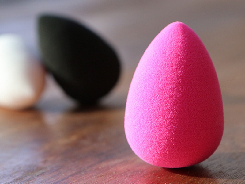 Are you using your beauty blender right? Remix Magazine