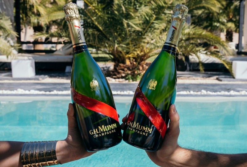 4 Reasons To Drink Mumm Grand Cordon This Christmas - 