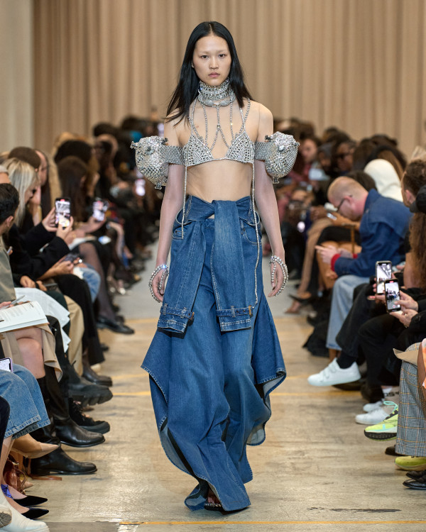 Remix Runway Reviews: The Burberry Spring/Summer 2023 Show