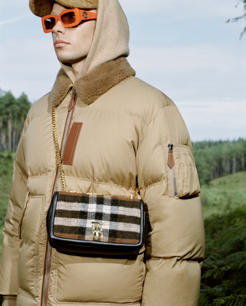 Thomas hotsell burberry collection