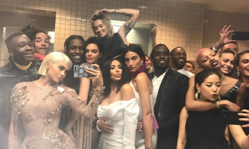 Celebs bathroom smoke-up at the Met Gala inspires new exhibition