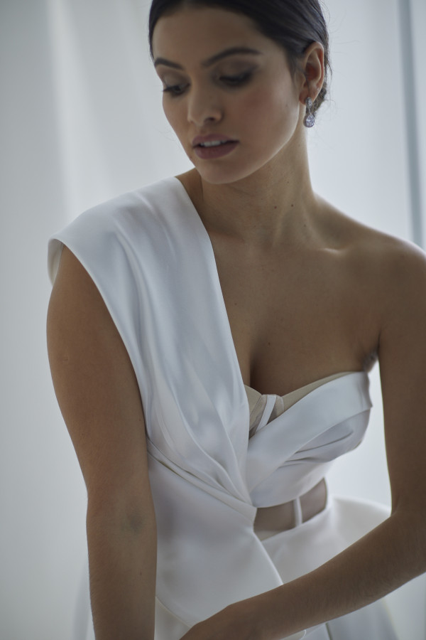 Bridal designer Katie Yeung on celebrating individuality and honouring  curves - FashioNZ